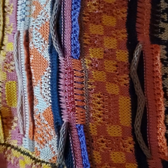 Y2K Authentic Coogi pullover sweater - Picture 7 of 7